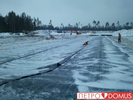 Подготовка геомембраны для гидроизоляции  шламонакопителей, шламовых амбаров, хвостохранилищ