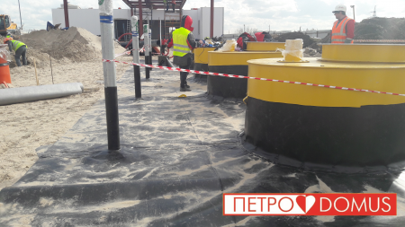 Гидроизоляция АЗС геомембраной HDPE