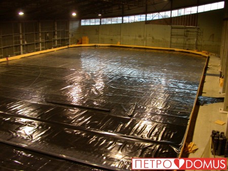 Гидроизоляция ледового поля геомембраной HDPE