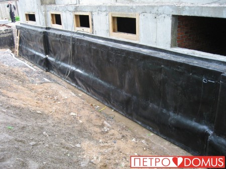 Гидроизоляция фундамента геомембраной HDPE