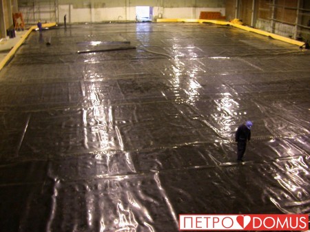 Гидроизоляция ледового поля геомембраной HDPE