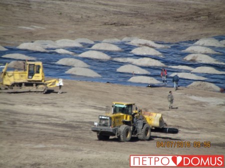 Подвоз геомембраны к месту сварки